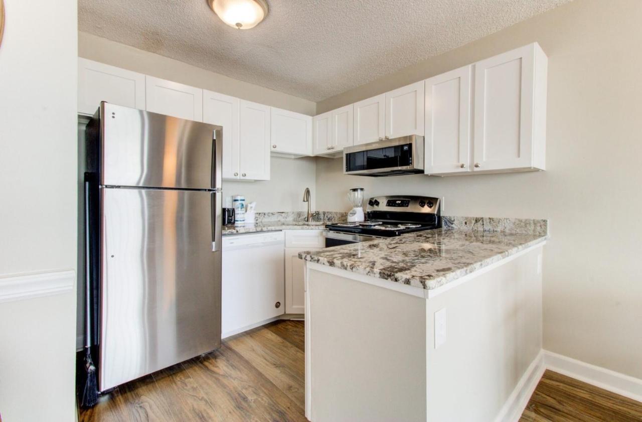 Appartamento 1010 Relax, Unwind, Enjoy By Atlantic Towers Carolina Beach Esterno foto
